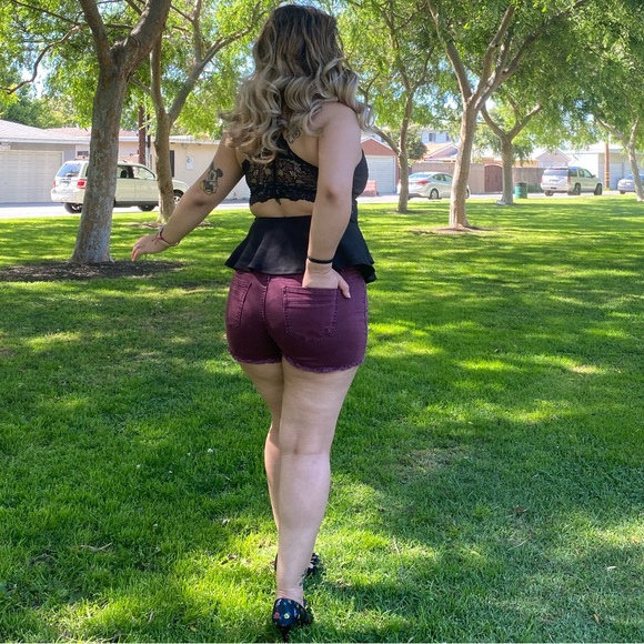 Denim Fueled Burgundy Denim Shorts - Picture 4 of 6